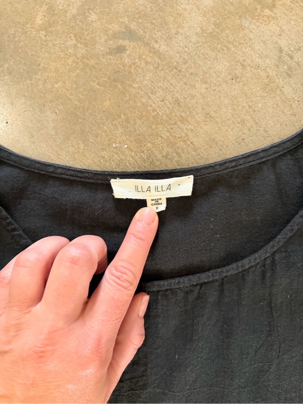 ILLA ILLA Linen Cotton Blend Top Black Whipstitch Detail Small - Picture 5 of 9